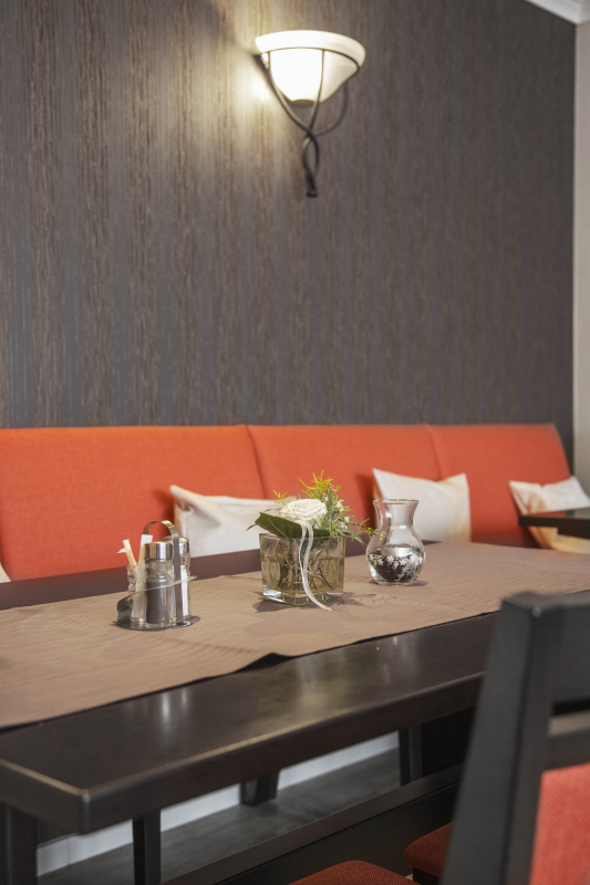 Hotel Restaurant Oberland Neuhaus am Rennweg - Foto: 
