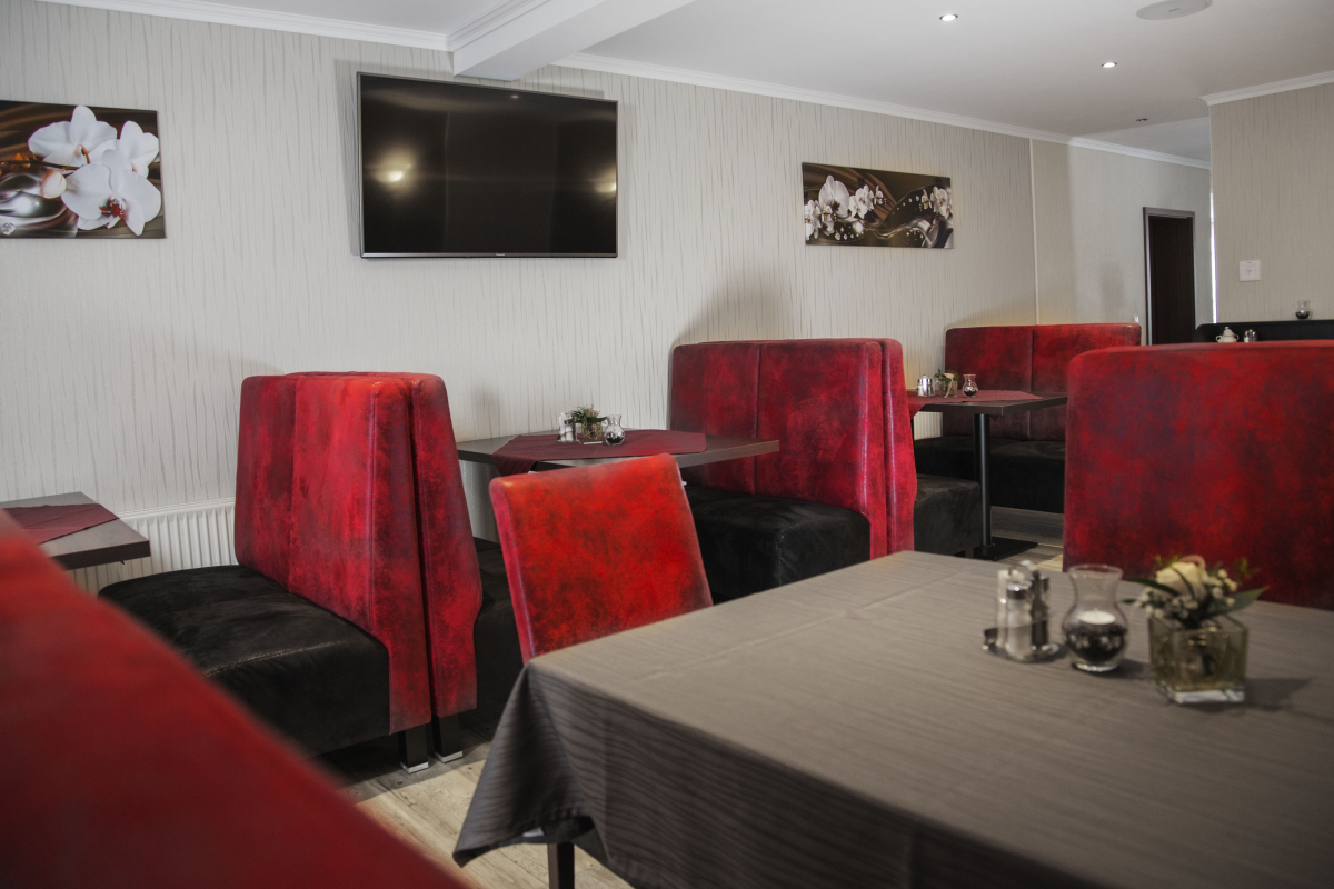 Hotel Restaurant Oberland Neuhaus am Rennweg - Foto: 